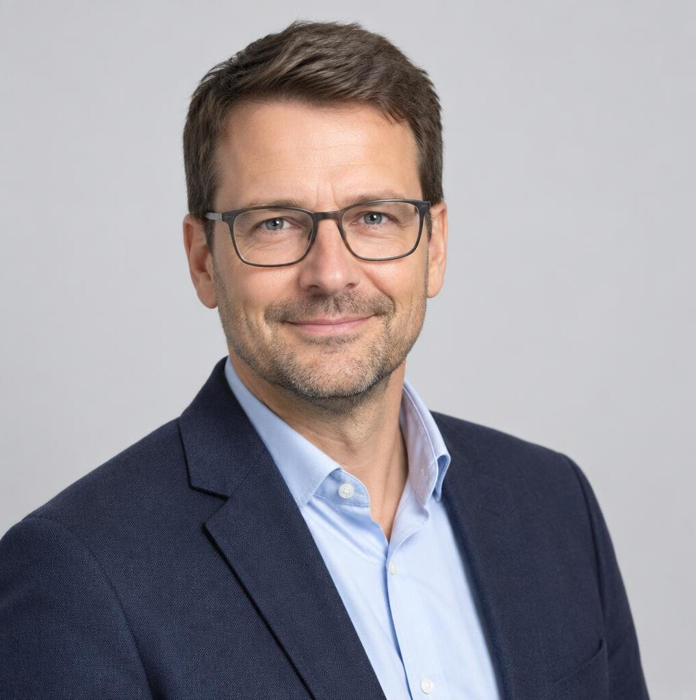 Portrait of a German male researcher with glasses